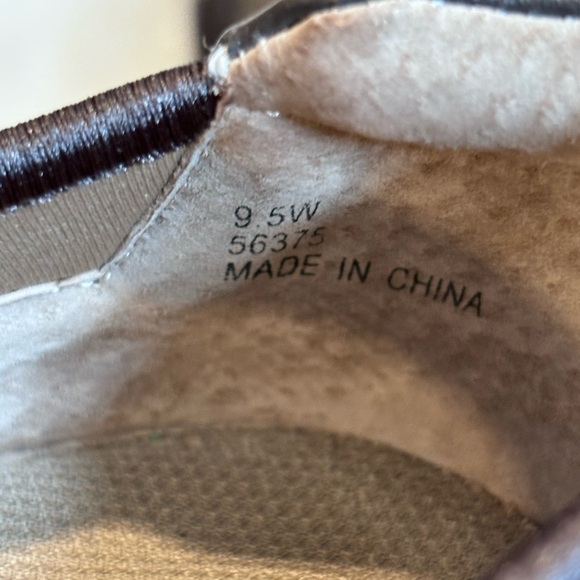 ✨  Stretchies Margaret Mary Jane Comfort Shoes - Silver Gray ✨ - Picture 5 of 9